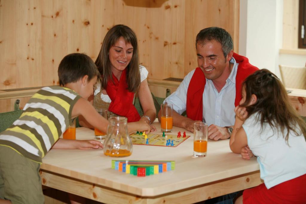 Ortners Mauerwirt - Leistbarer Luxus Apartment Bad Kleinkirchheim Ngoại thất bức ảnh