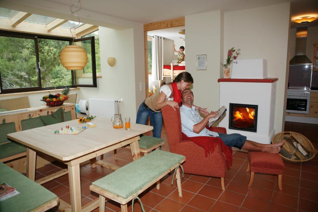 Ortners Mauerwirt - Leistbarer Luxus Apartment Bad Kleinkirchheim Ngoại thất bức ảnh